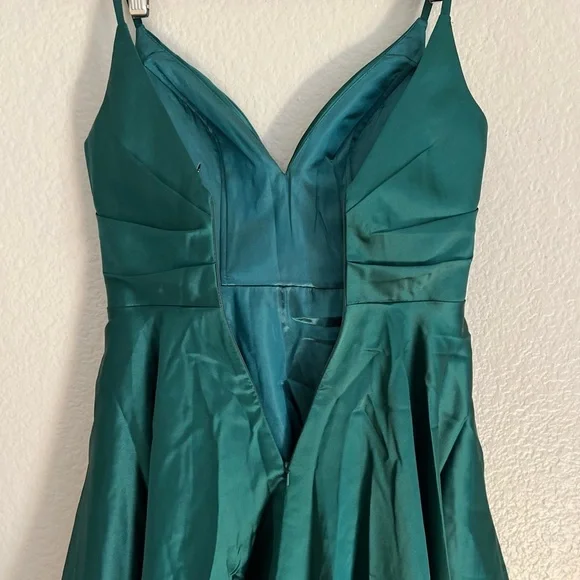 Remarkable Romance Emerald Green Satin Skater Dress with Pockets - Picture 8 of 8